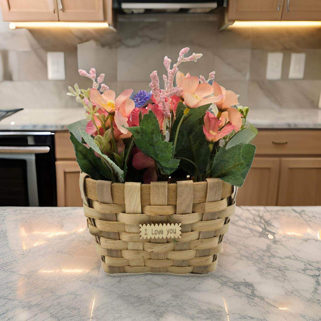 Planta Artificial Macetero Estilo Mimbre Flores Rosados - Fliperex