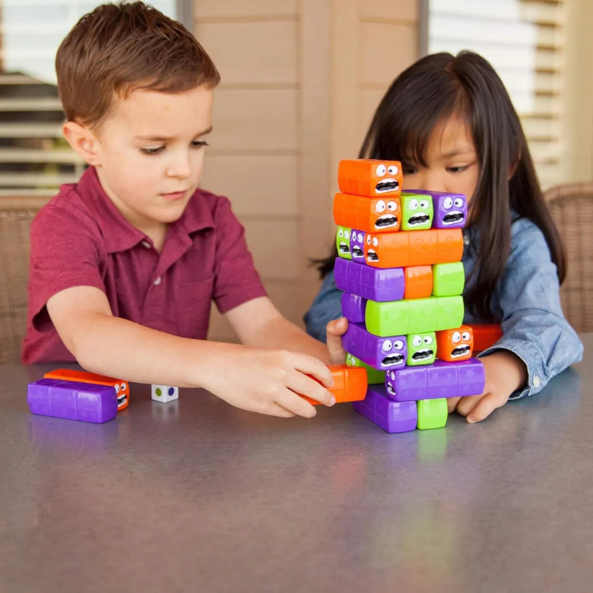 Juego De Mesa Torre De Equilibrio De Colores Caras Niños