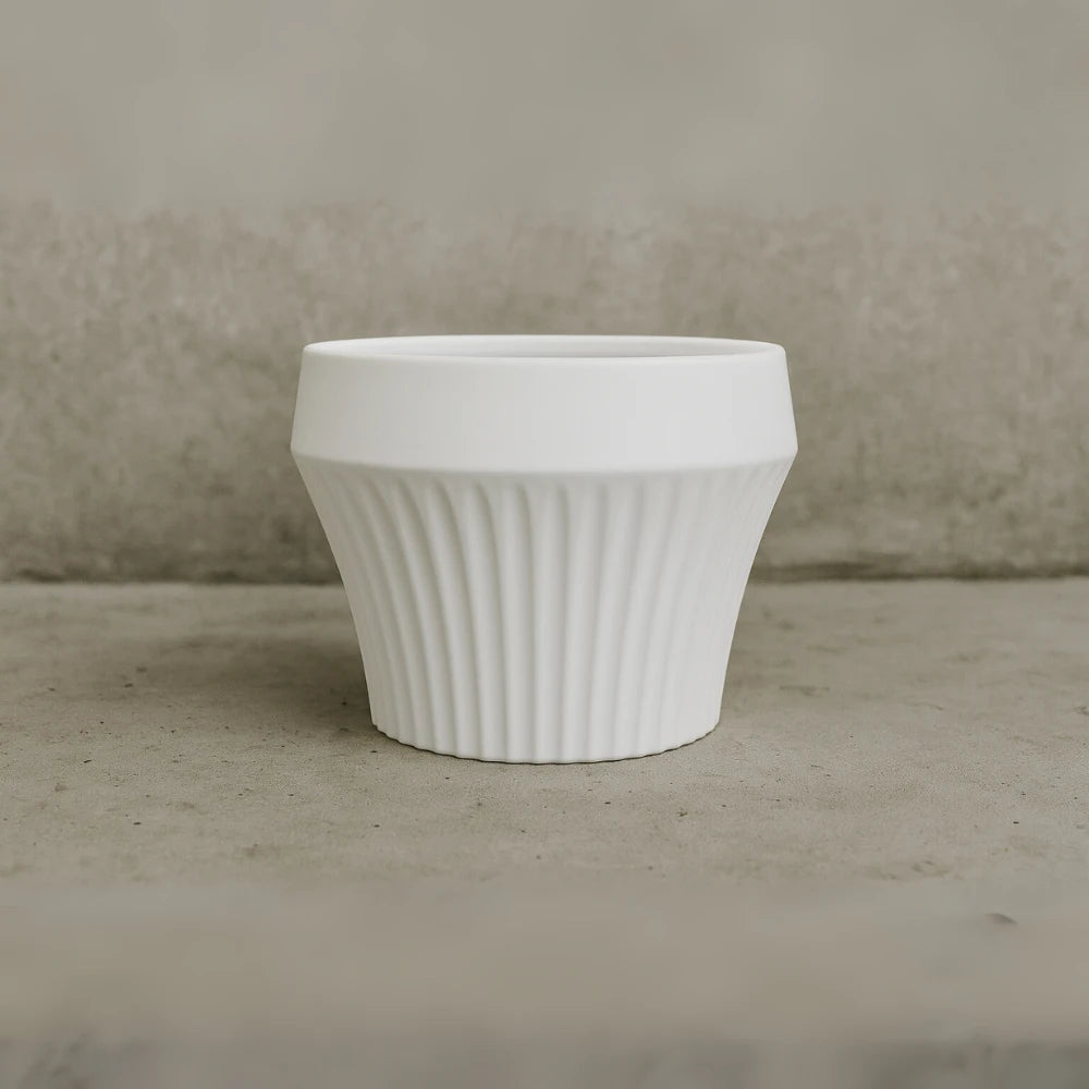 Macetero De Ceramica Blanco Mate Lineas Decorativas Maceta S
