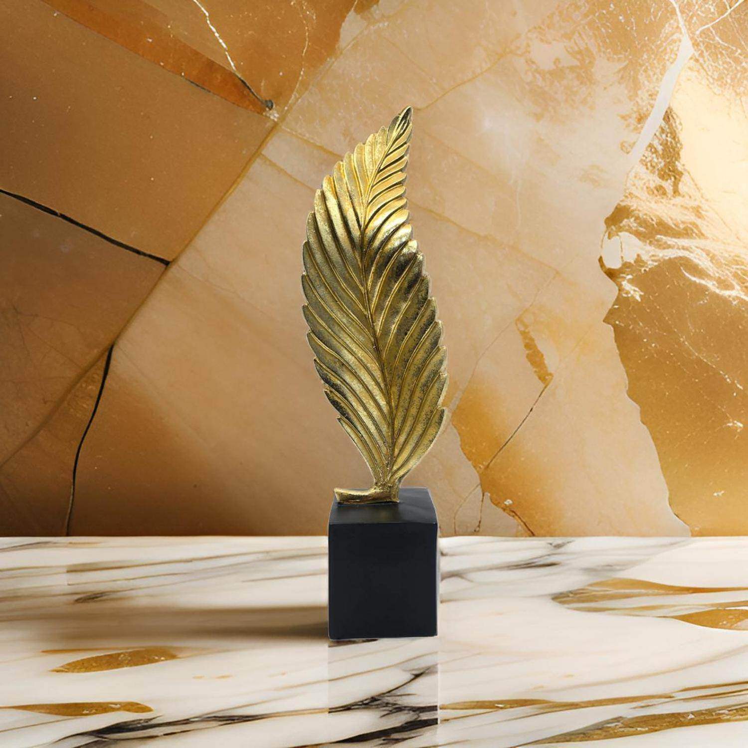 Figura Adorno De Hoja Dorada Decorativa En Resina Moderna S - Fliperex