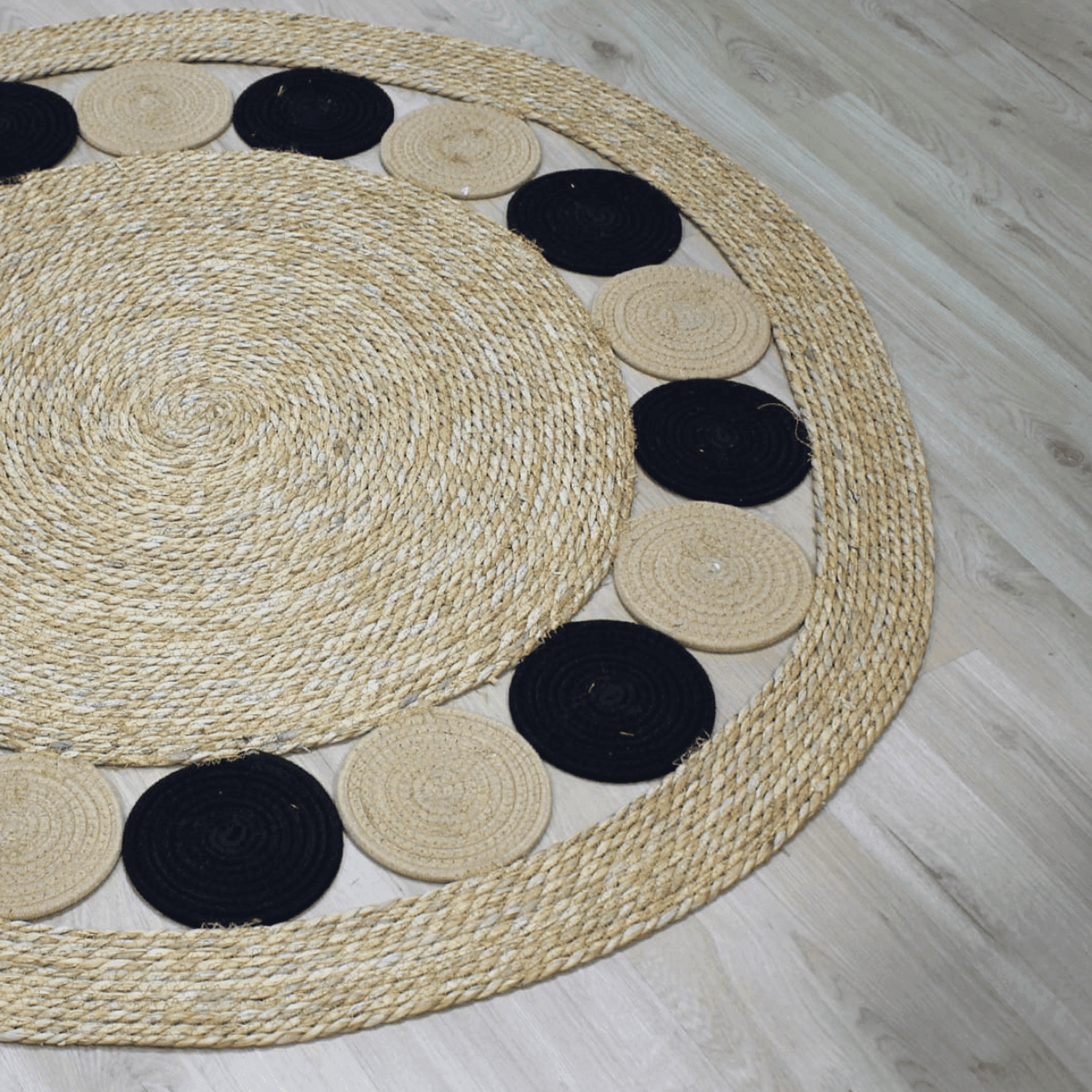 Alfombra Redonda De Yute Borde De Circulos Negro y Franja - Fliperex