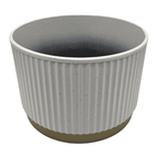 Macetero Plastico Redondo Bajo Premium Blanco Base Dorado - Fliperex