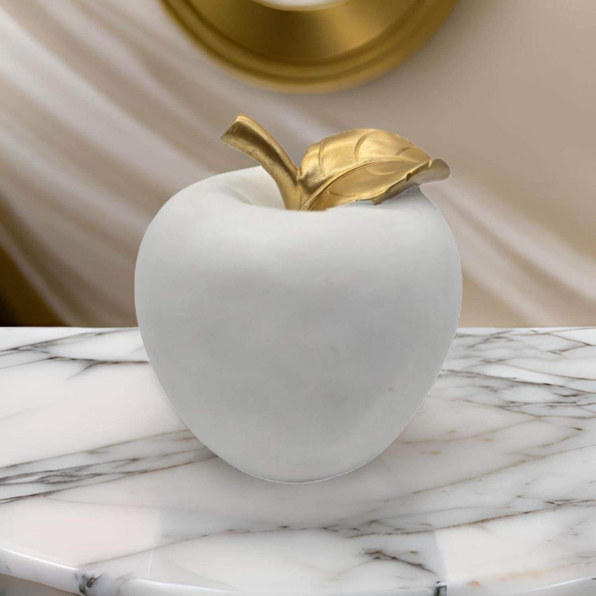 Figura Adorno De Manzana Blanca Decorativa En Resina Moderna - Fliperex
